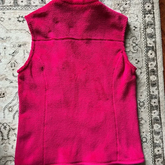 Patagonia Bright Pink Women's Fleece - Picture 3 of 3
